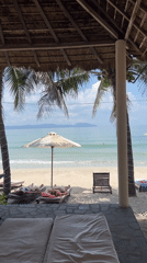 Beach resort scenes documented in Dong Ninh Hoa Ward