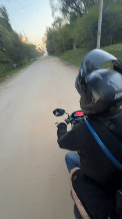Birthday party celebrated outdoors at Dique Luján park