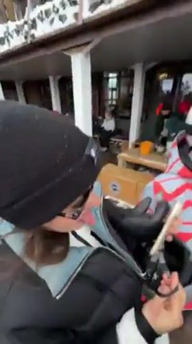 Large après-ski party draws crowds at Les Allues resort venues