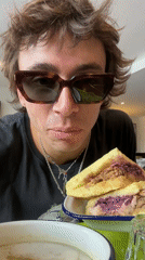 Paris resident celebrates first meal purchase with CM payment system