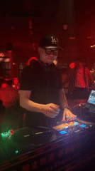 Nightclub scene documented across Chongqing venues Friday evening