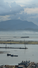 Panoramic views of Đà Nẵng harbor and coastal cityscape