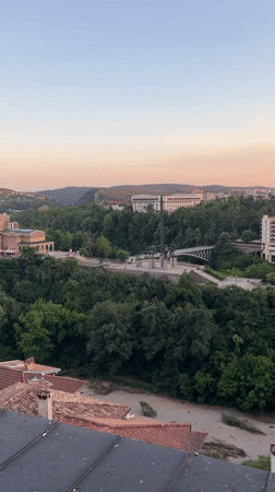 Tourist documents evening dining and sightseeing in Veliko Tarnovo