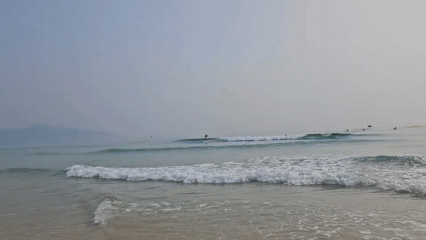 Early morning beach scenes captured at Bac Cam Ranh