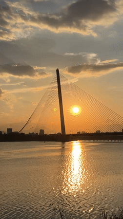 Golden hour on the Han River, Da Nang
