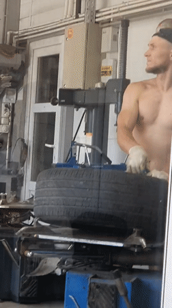 Tire shop in full swing at a Krasnoyarsk garage