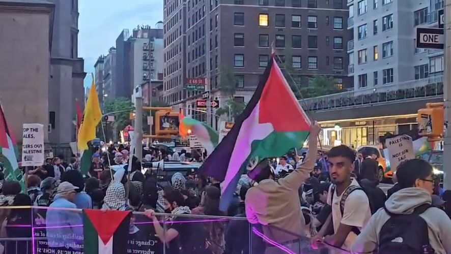 Pro-Palestinian demonstration held on NYC street early Tuesday morning