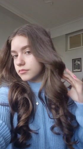 Students record videos, take selfies in Bulgarian classroom