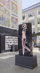 London street art, signage, and public displays documented Tuesday morning