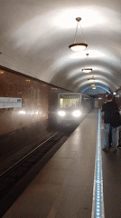 Routine Moscow Metro operations documented by transit witnesses