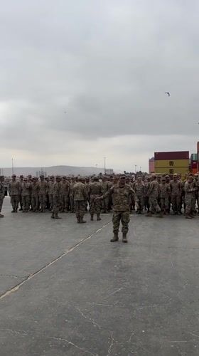 Chilean naval ship Esmeralda hosts public tours in Arica