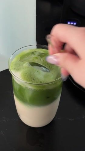 Matcha latte preparation observed in Zapopan cafe