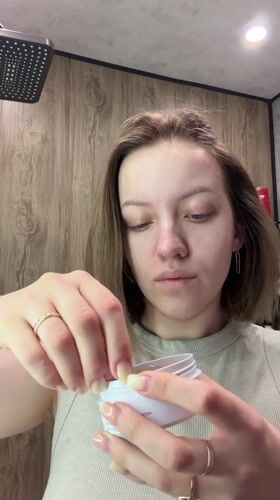 Morning domestic moments documented in Reshetnikovo, Russia