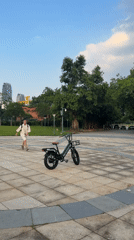Park hangout with bike tricks and selfies in Yuexiu District