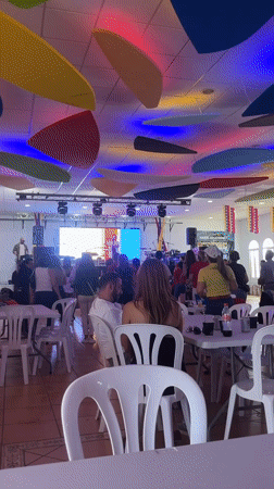 British-themed cultural event draws crowds in Fuengirola, Spain