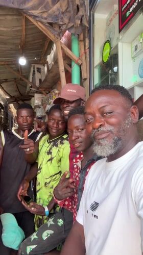 Nigerian market vendors sell fresh produce in Lekki, Ado