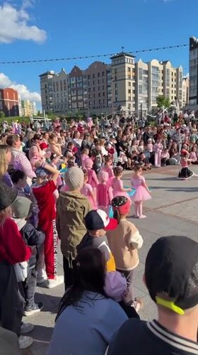 Children perform folk dances in Izhevsk plaza celebration