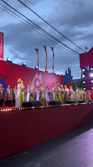 Traditional dance performance draws crowds in Novosibirsk on May 9