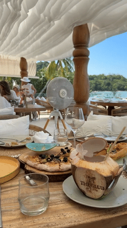 Oceanfront breakfast at The Club by Zazen, Ko Samui