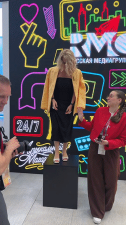 Exhibition event showcases art, technology, crafts in Shushary, Russia