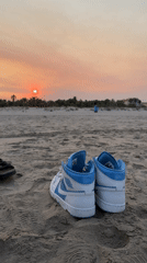 Sunset beach moments in Castelló de la Plana, seagull included.