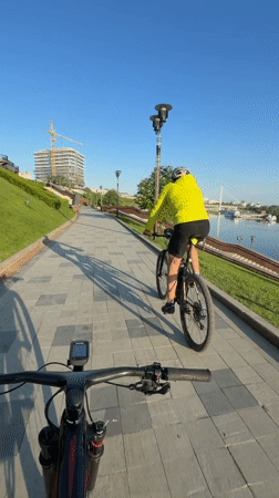 Early morning cyclists spotted on Tyumen path