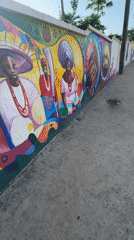 Public art displays draw local crowds in Onitsha, Nigeria