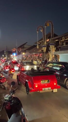 Evening street life documented in Ubud, Bali tourist district