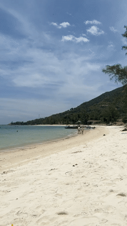 Morning beach activity documented at Baan Chaloklum, Thailand