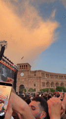 Outdoor concert draws crowds to Yerevan public square