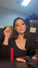 Backstage preparation and performance documented in Saint-Amand-les-Eaux venue