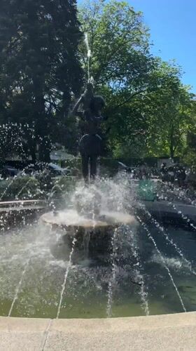 Park fountain with bronze sculpture operates in Sandanski, Bulgaria