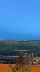 Morning aircraft activity documented at Đà Nẵng airport
