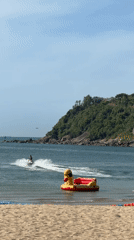 Morning leisure scenes documented at Đà Nẵng beach resort