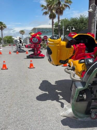 Robot-themed rides spotted at Panama City Beach outdoor event