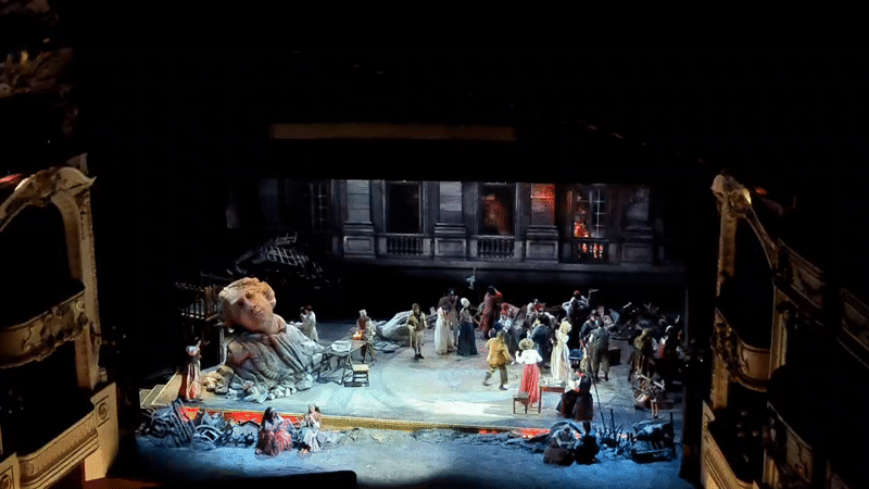 French Revolution-themed stage production plays out in Santiago