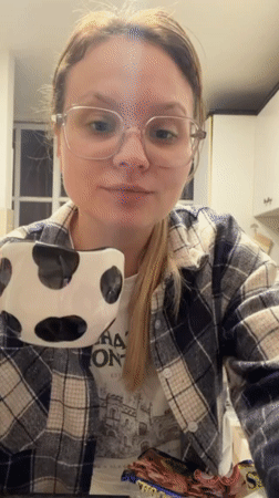 Tel Aviv resident enjoys evening chamomile tea routine with pets