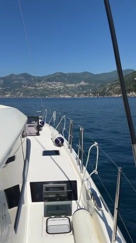 Sailing excursion documented off Maiori coast in clear conditions