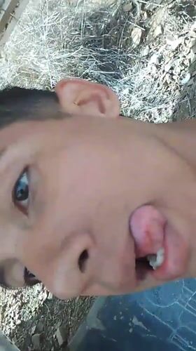 Young man shares positive messages, selfies in Pampatar, Venezuela