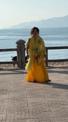 Nha Trang beachfront at dusk: dogs, selfies, and street food