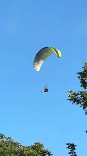 Paragliding and live music in Burgas on a summer afternoon