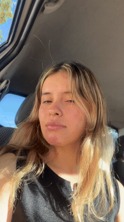 Woman spotted in parked car near Catamarca intersection