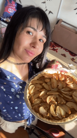 Fresh apple pie out of the oven in Agidel