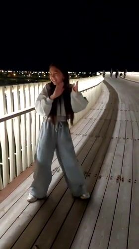 Evening stroll: Young people enjoy illuminated boardwalk in Magnitogorsk