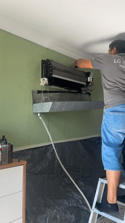 AC Technician Services Units During Morning Hours in Fethiye