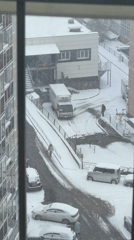 Heavy snowfall blankets Krasnoyarsk, Russia in early morning hours