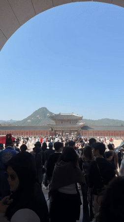 Traditional royal ceremony draws crowds at Seoul palace