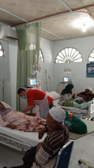Dawn dialysis session documented at Lhokseumawe hospital