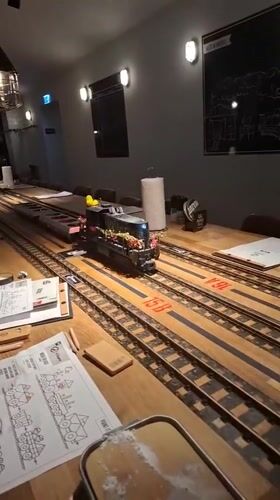 Vienna restaurant uses model trains to deliver food