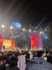 KLA Project concert draws crowds in Semarang plaza
